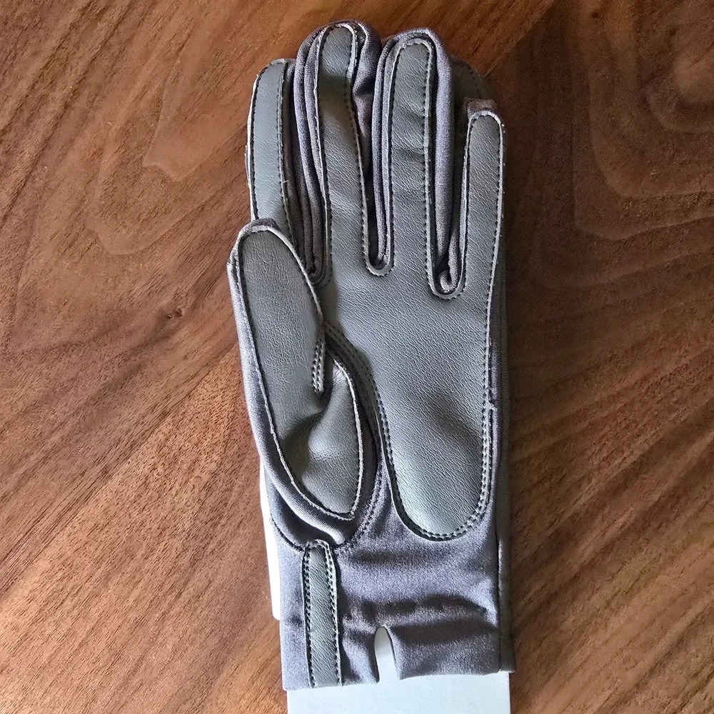 Berkshire Energizer Driving Gloves Ladies One Size Grey Stretch Vinyl Trim NIB